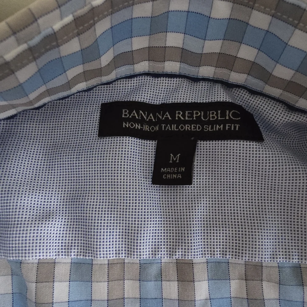 Banana Republic Collared Button Down Shirts - Picture 7 of 8